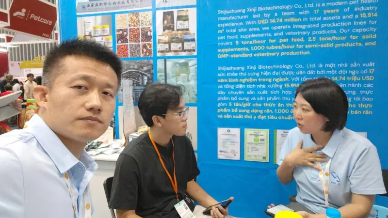 Trao đổi trực tiếp với khách mua hàng B2B tại Petfair Vietnam 2026